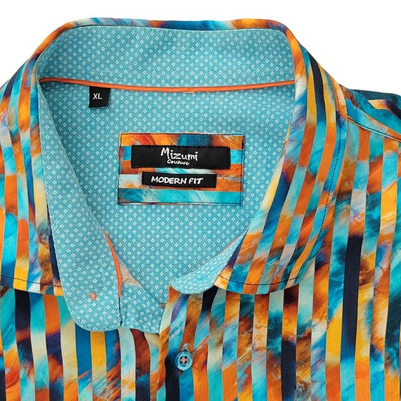 Mizumi Couture Vibrant Colorful Button Down Shirt with Contrasting Cuffs - Picture 3 of 12